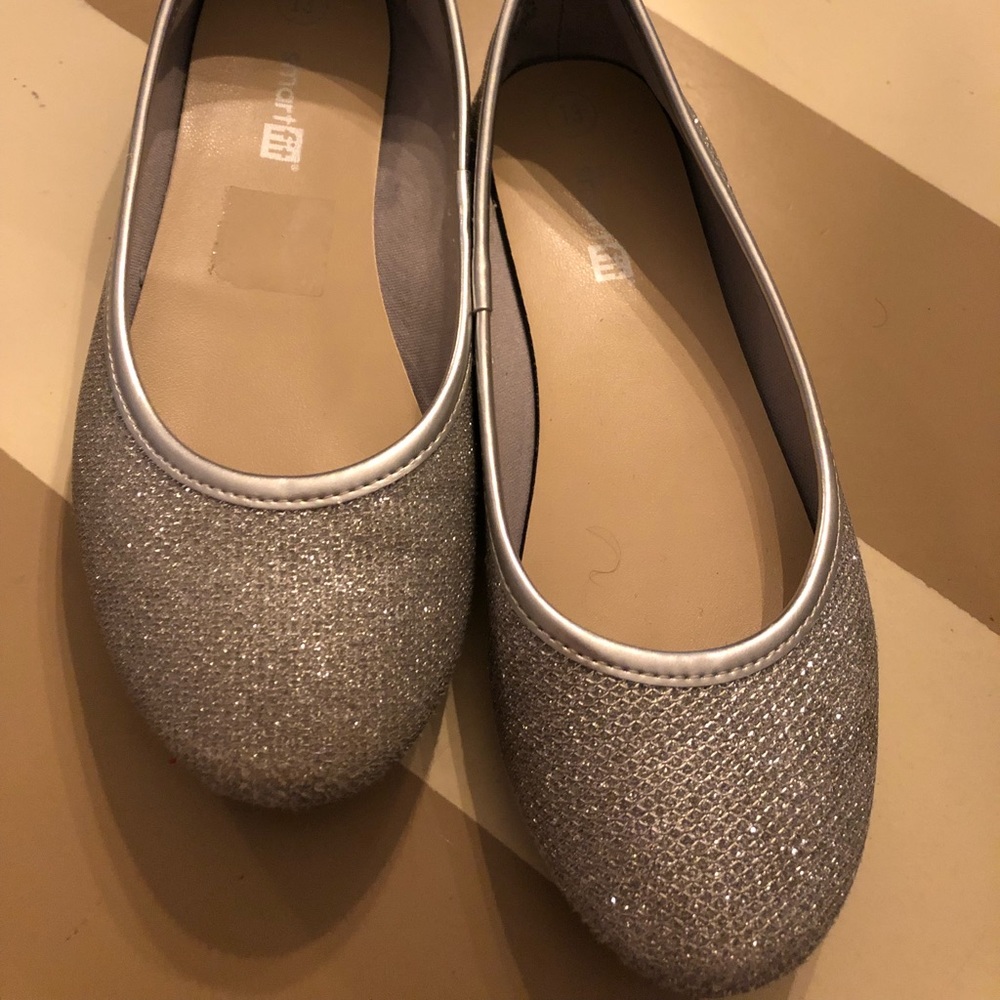 Girls flats